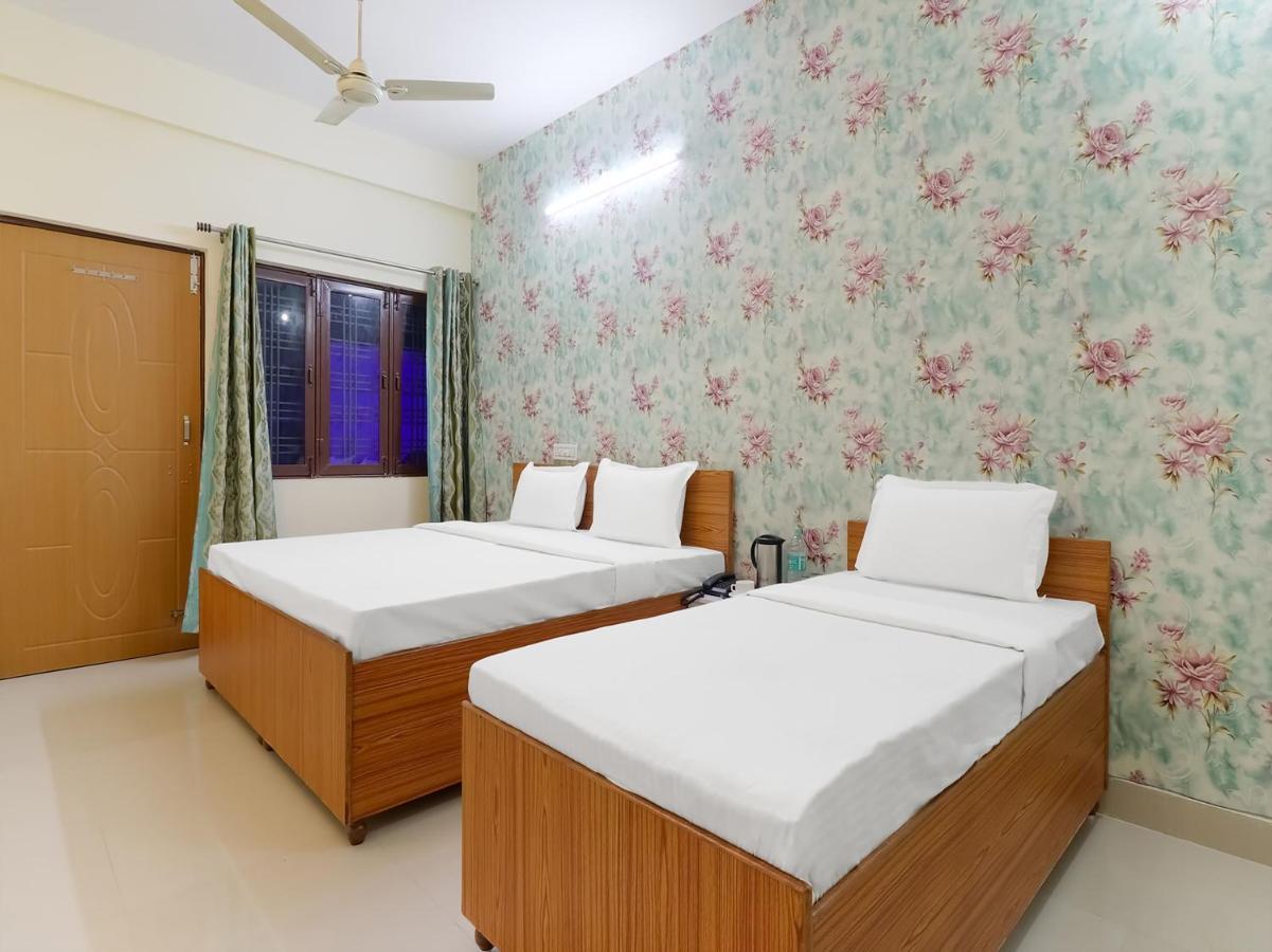 Oyo 84661 Lakshmi Home Stay Jhājra 外观 照片
