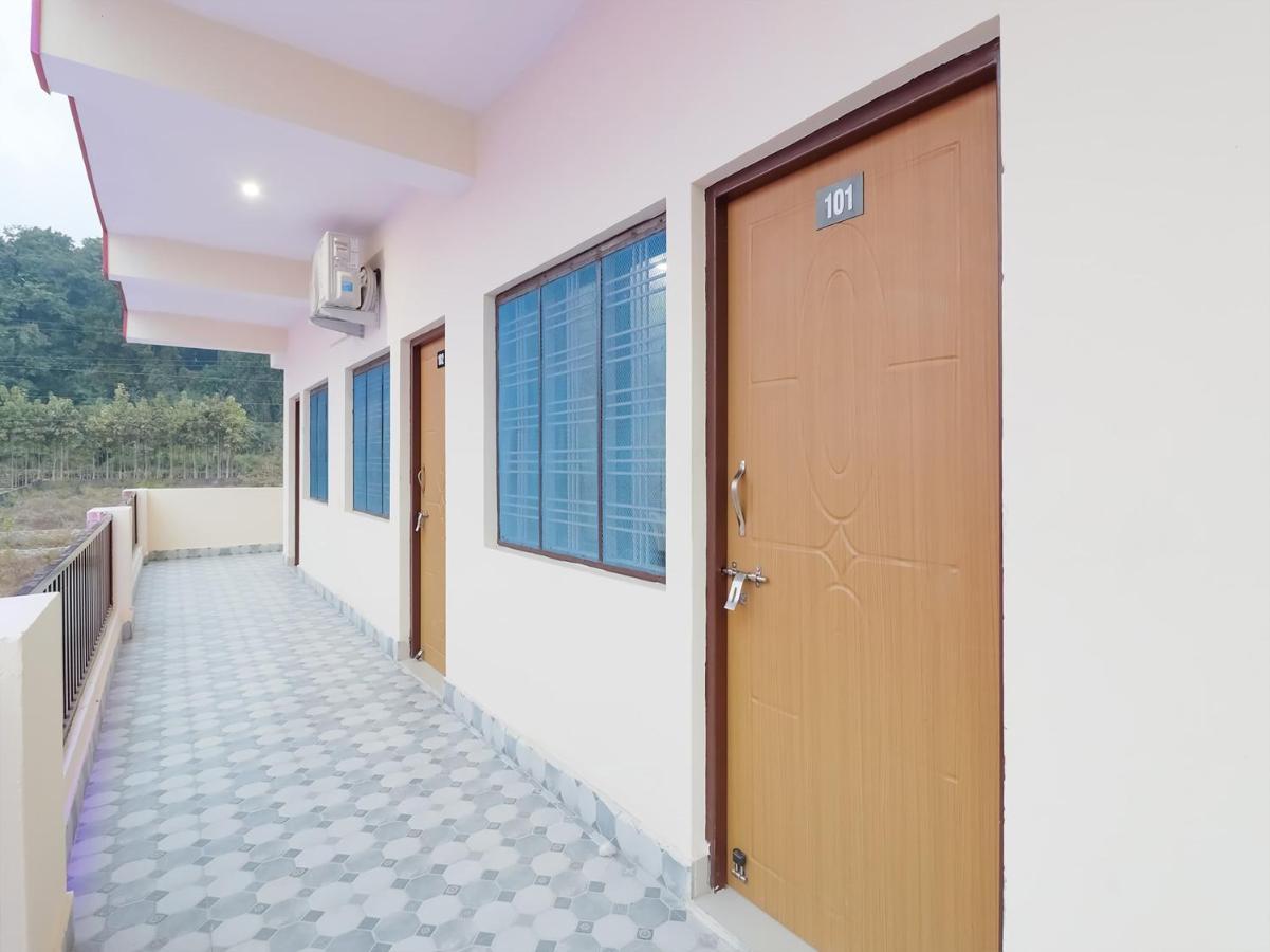 Oyo 84661 Lakshmi Home Stay Jhājra 外观 照片
