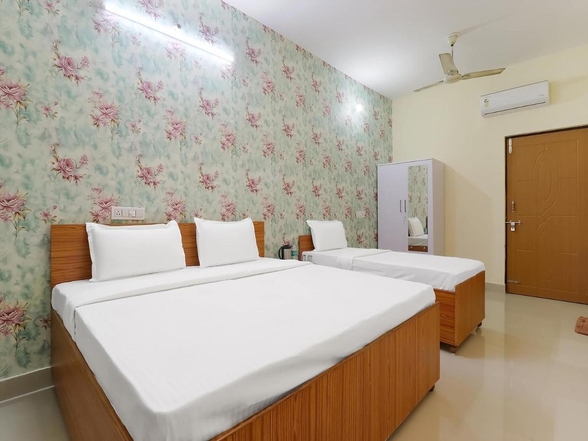 Oyo 84661 Lakshmi Home Stay Jhājra 外观 照片