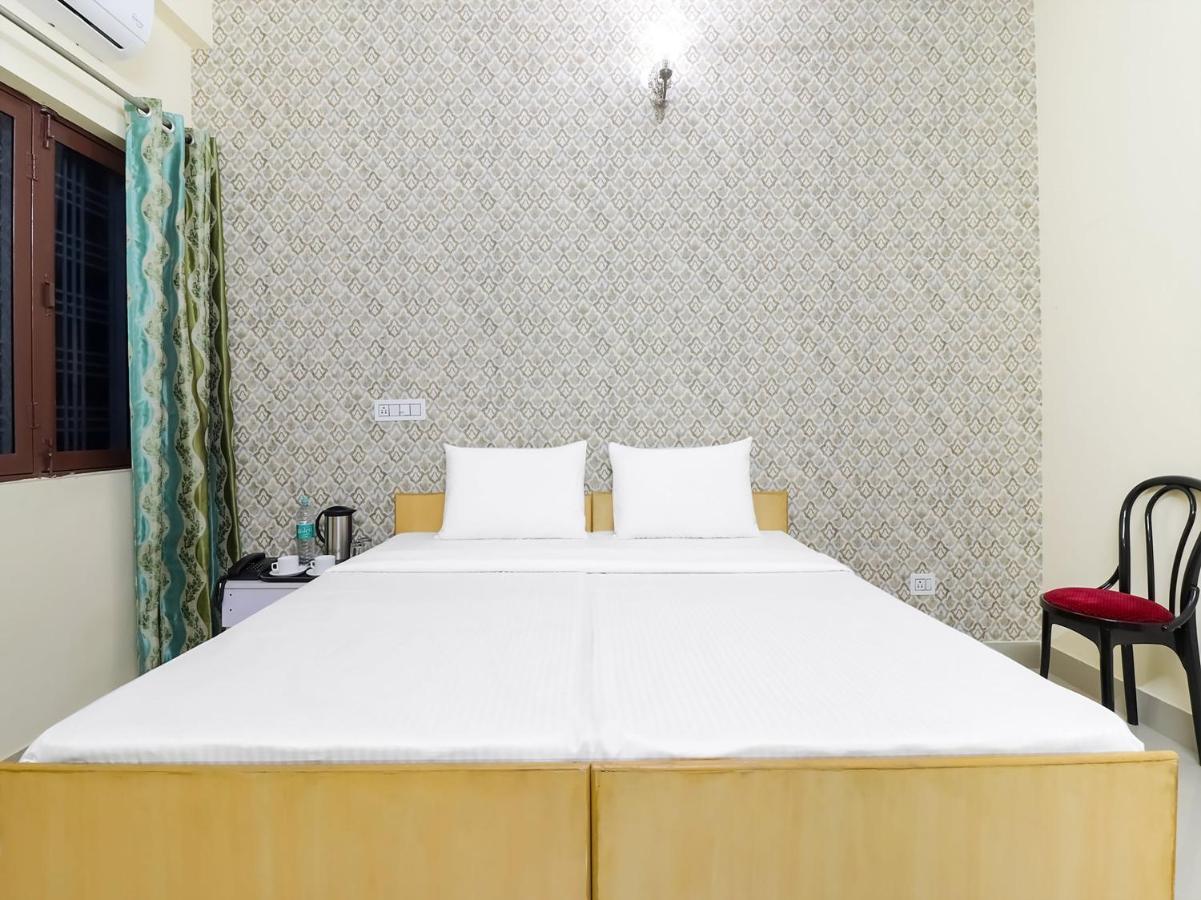 Oyo 84661 Lakshmi Home Stay Jhājra 外观 照片