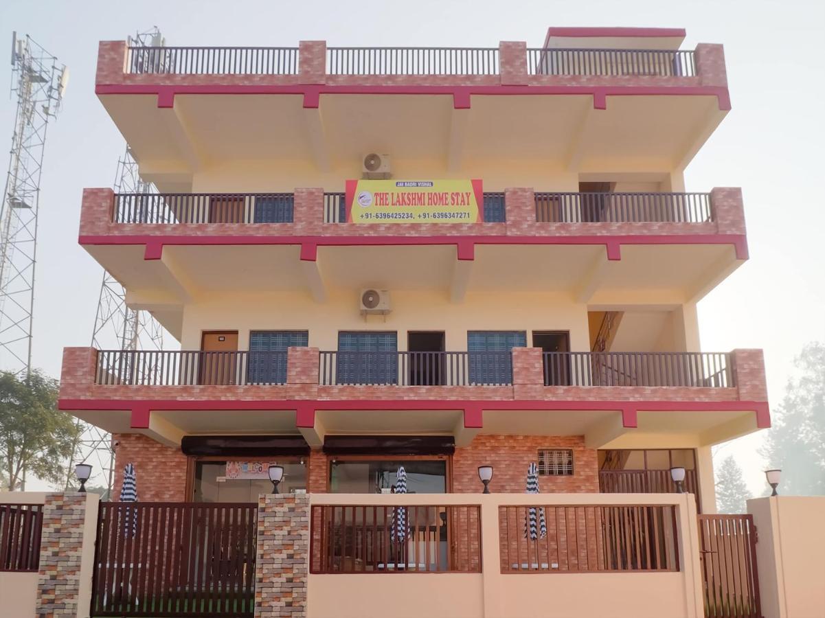 Oyo 84661 Lakshmi Home Stay Jhājra 外观 照片